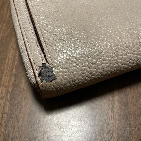 Coach Wallet - Picture 5 of 6